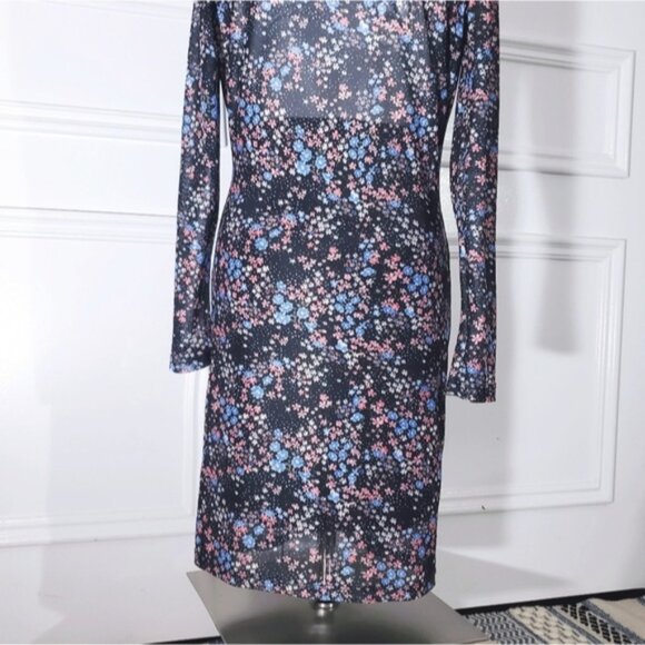 Super Soft Retro Ruched Button Down Semi Sheer Dress - Picture 5 of 11